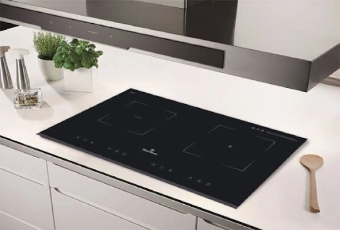 Bếp từ Bluestone ICB 6823