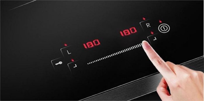 Bảng điều khiển trượt cảm ứng hiện đại với đèn Led hiển thị rõ nét