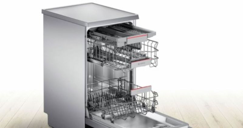 Sắp xếp bát đĩa vào máy rửa bát đúng cách cũng rất quan trọng