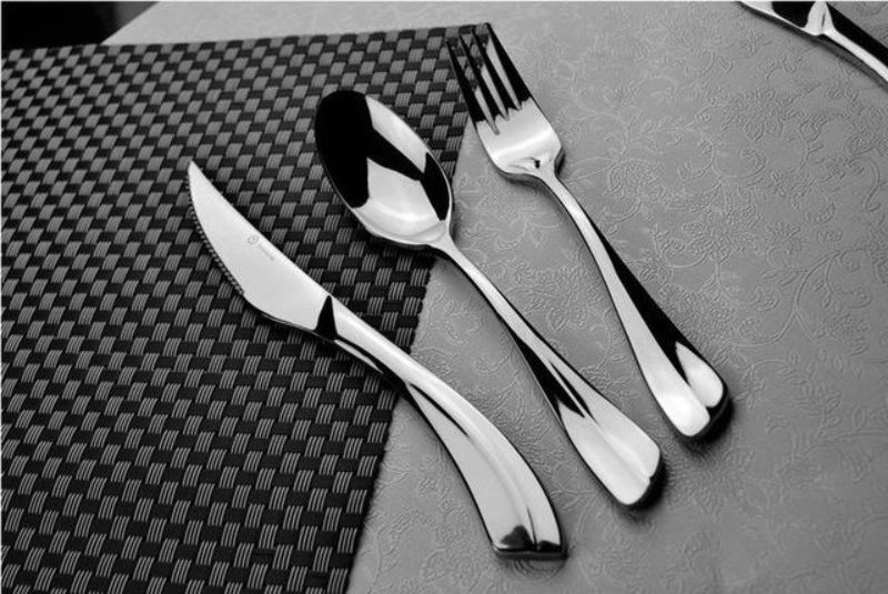Công dụng của bộ Cutlery trên bàn tiệc?