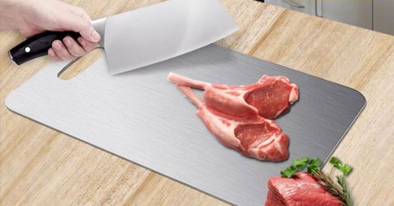 Thớt inox có tốt không? Có ưu nhược điểm gì?